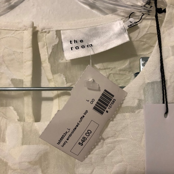 The Room womens cold shoulder top L - Picture 4 of 5